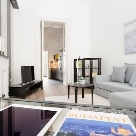 Opera Experience Apartment Budapest Esterno foto